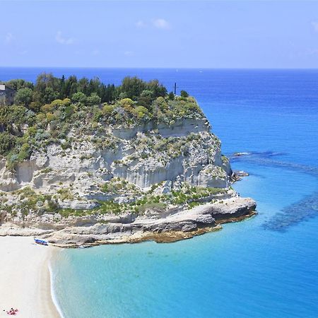 Campus Dei - Tropea Rooms ภายนอก รูปภาพ