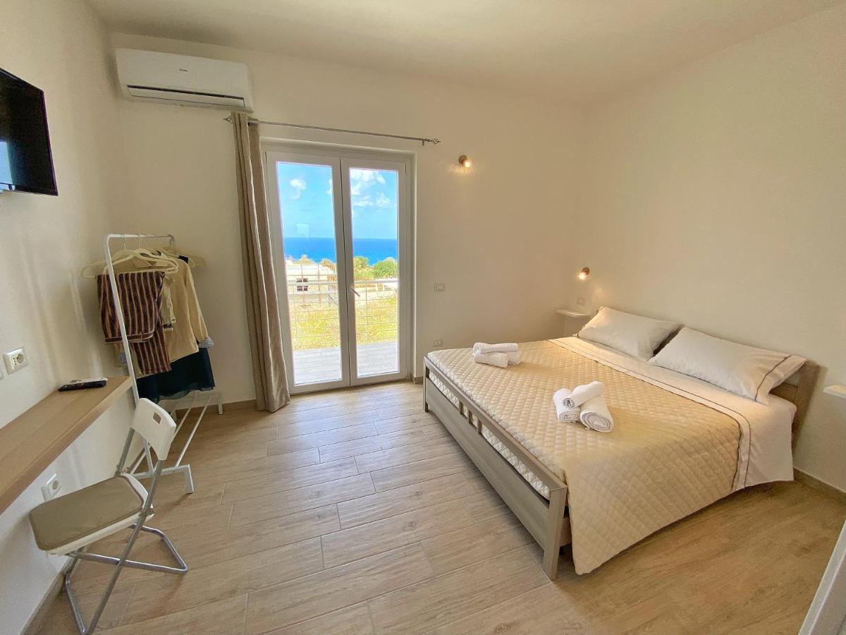 Campus Dei - Tropea Rooms ภายนอก รูปภาพ