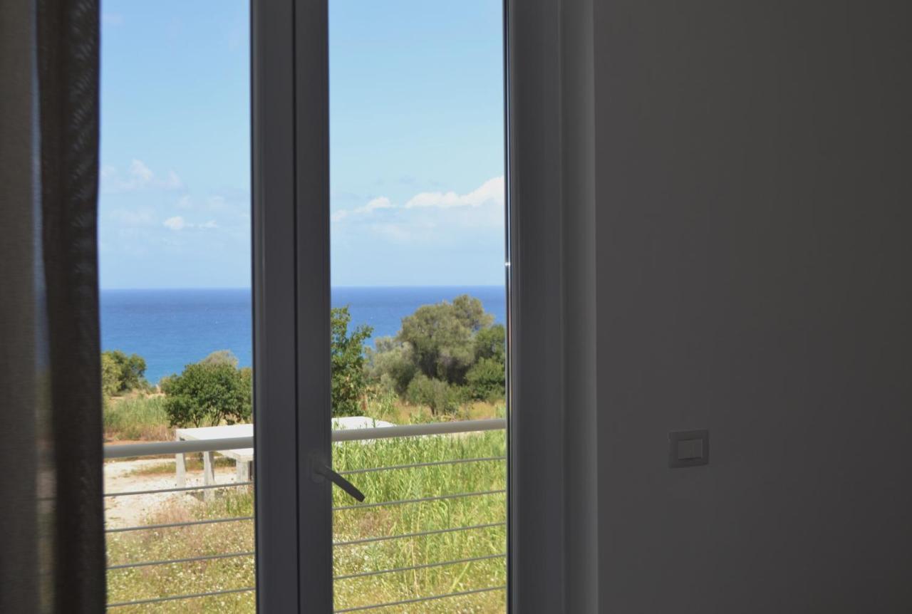 Campus Dei - Tropea Rooms ภายนอก รูปภาพ