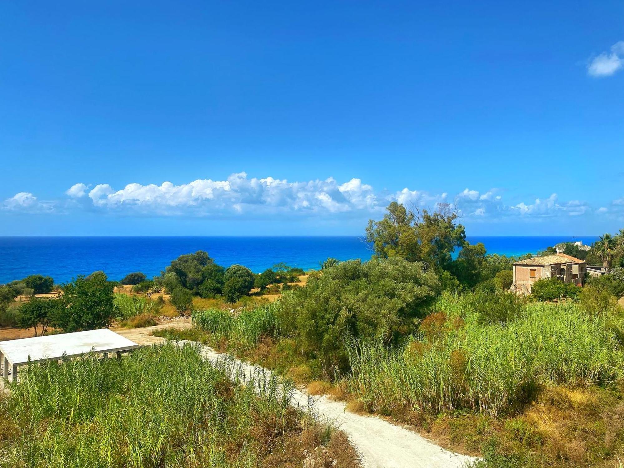 Campus Dei - Tropea Rooms ภายนอก รูปภาพ